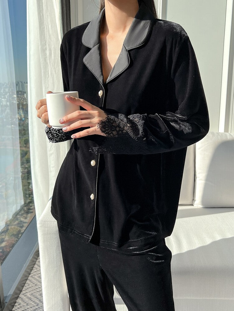 Women's Velvet Pajama Set With Lapel Neck Lace Panel Elegant Two Piece Loungewear Outfit Winter Nightwear Cozy Fashionable Clothing