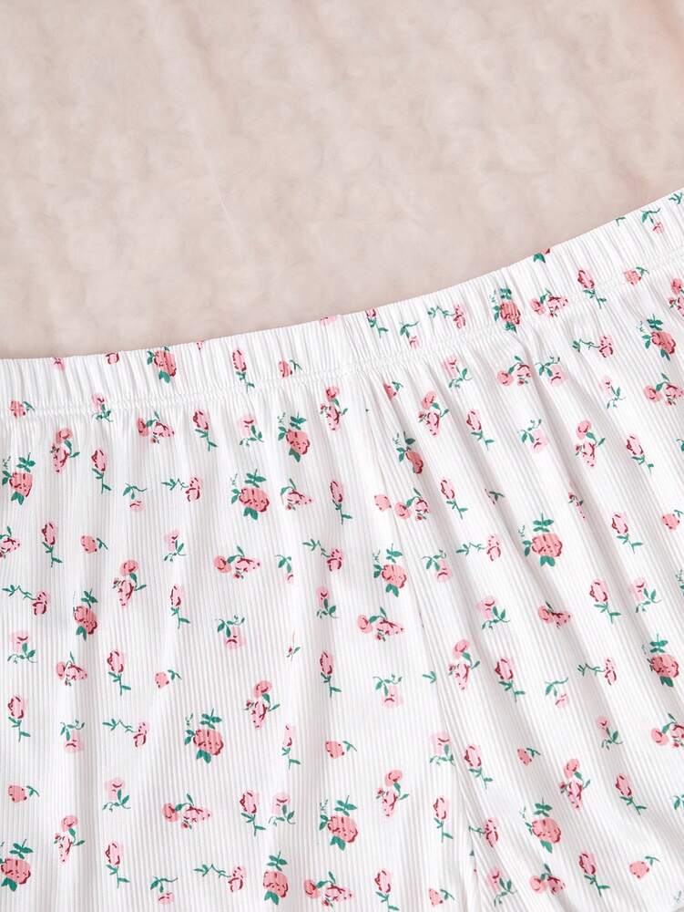 Women's Ditsy Floral Pajama Set Lace Trim Camisole And Shorts Deep V Neck Ruffle Hem Romantic Sleepwear Holiday Vacation Nightwear