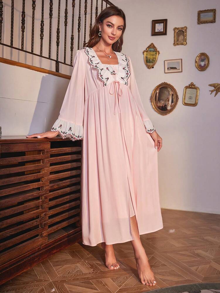 Women's Floral Embroidery Pajama Set With Flare Sleeve Top And Pants Elegant Romantic Sleepwear Outfit Vacation Holiday Nightwear