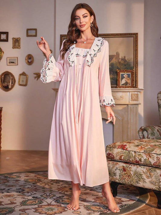 Women's Floral Embroidery Pajama Set With Flare Sleeve Top And Pants Elegant Romantic Sleepwear Outfit Vacation Holiday Nightwear